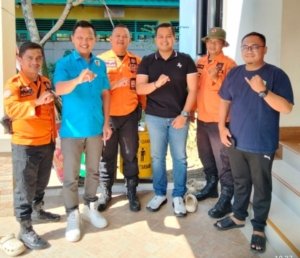 Sinergi Dengan Berbagai Pihak, Ilham Abimanyu Salurkan 20 Tangki Air Bersih, Harapan Mengalir untuk Warga Rancabungur yang Dilanda Kekeringan