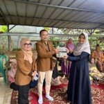 Dosen Akuntansi Universitas Pamulang Turun ke Tengah Warga, Bekali Ibu-Ibu Cinangka dengan Ilmu Mengelola Keuangan
