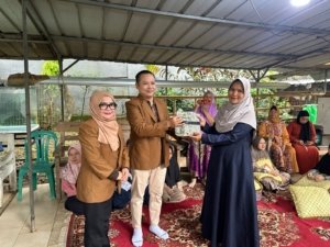 Dosen Akuntansi Universitas Pamulang Turun ke Tengah Warga, Bekali Ibu-Ibu Cinangka dengan Ilmu Mengelola Keuangan