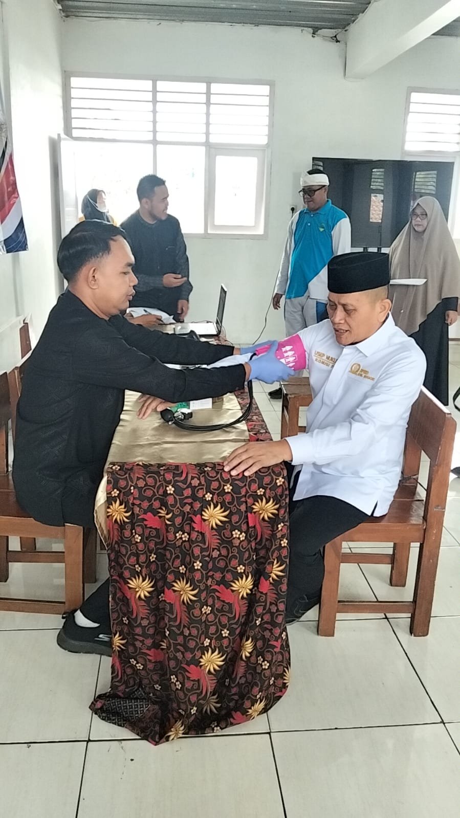 Donor Darah di UNIPRAS, Dr. Usep Nukliri Ajak Mahasiswa Hadir untuk Sesama